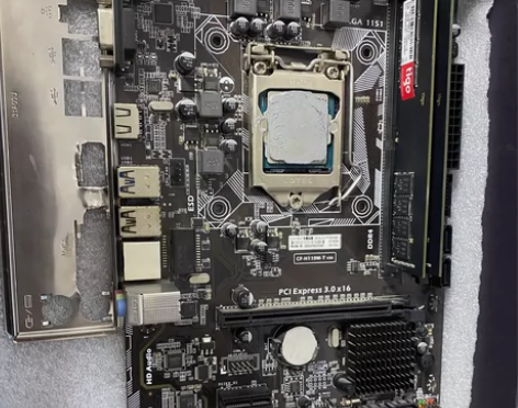 i5 7400 H110主板 ddr4 8...