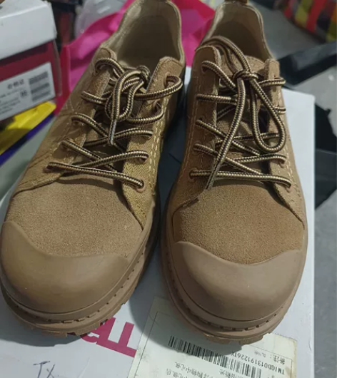 百丽工装风单鞋 感兴趣的话点“我想要”和我...