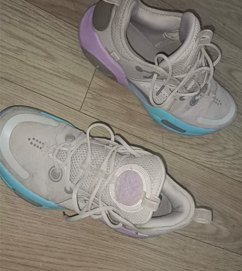 李宁全城9棉花糖 43号 1600某物买的...