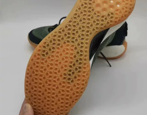 李宁驭帅14黑绿篮球鞋 全新配盒,个别微瑕...