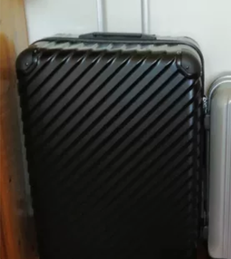 28寸行李箱，万向轮拉杆箱，八九成新，用过...