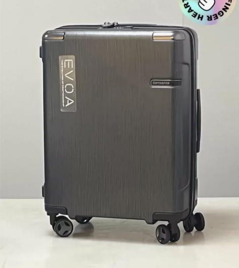 闲置新秀丽dc0拉杆箱 20寸。 感兴趣的...