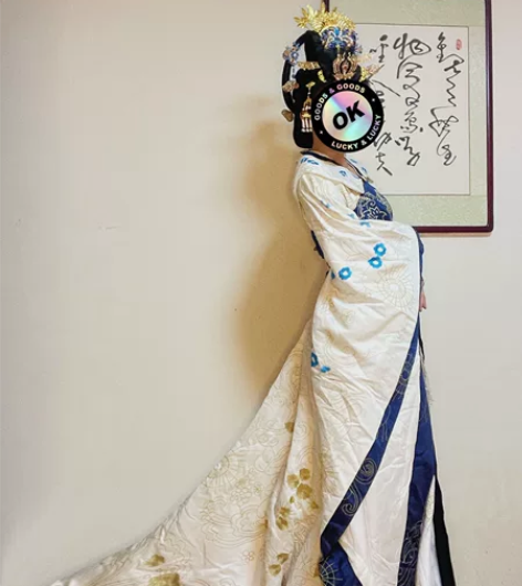 整套魏晋汉服卖原价3200现在1800全套...