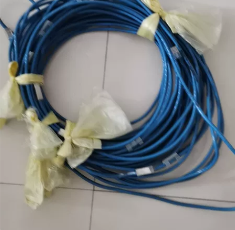 之前买的三十多米的网线要搬家了，用不到了。...