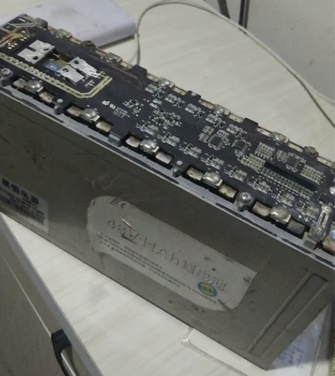 锂电池48V的，有用的拿走 感兴趣的话点“...
