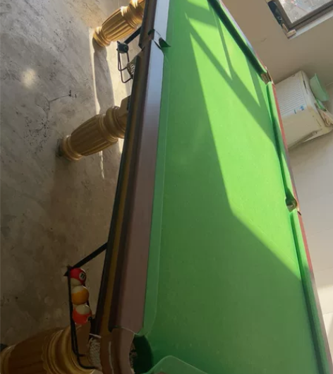 出售金腿台球桌，送全套配件，价格合适，喜欢...
