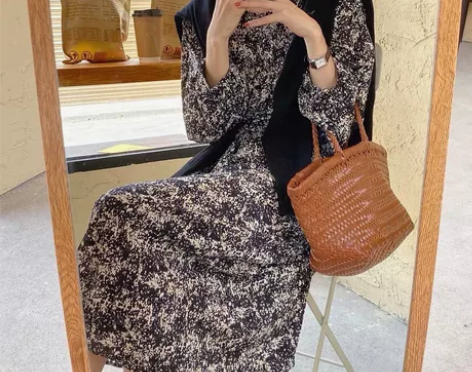 碎花雪纺连衣裙长款早春长袖新款打底气质收腰...