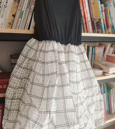 【闲置】日系莫代尔吊带裙欧根纱两层格纹高腰...