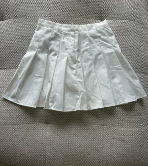 学院风百褶裙 感兴趣的话点“我想要”和我私...