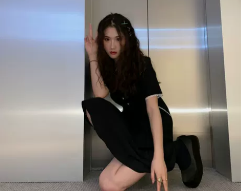 赫本风小黑裙女夏复古山本裙子学院风polo...