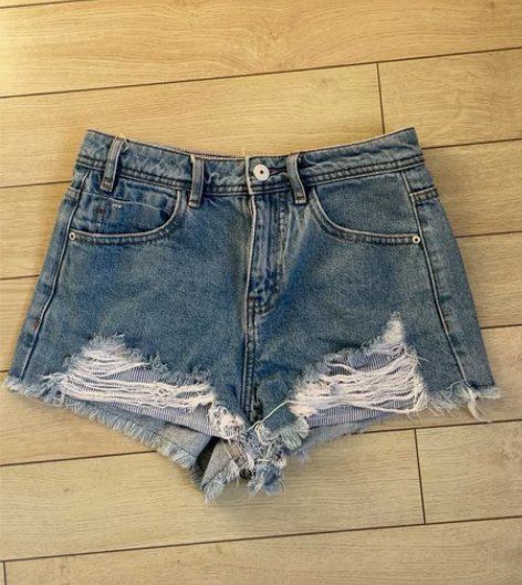 only牛仔短裤热裤 腰围71