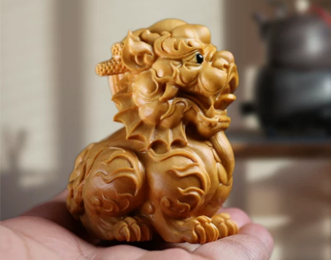 御金品黄杨木雕麒麟刻工艺品木雕文玩摆件男士...