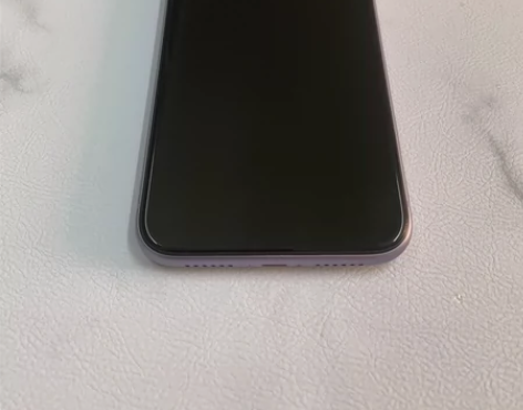 11国行128G紫色，边框有一点小磕碰 成...