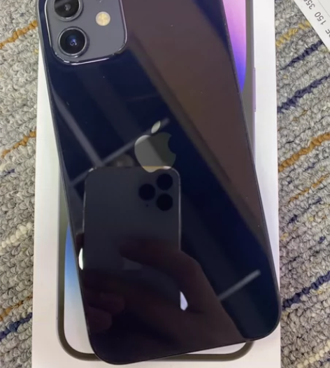 苹果12国行128g黑色靓机,成色95新,...