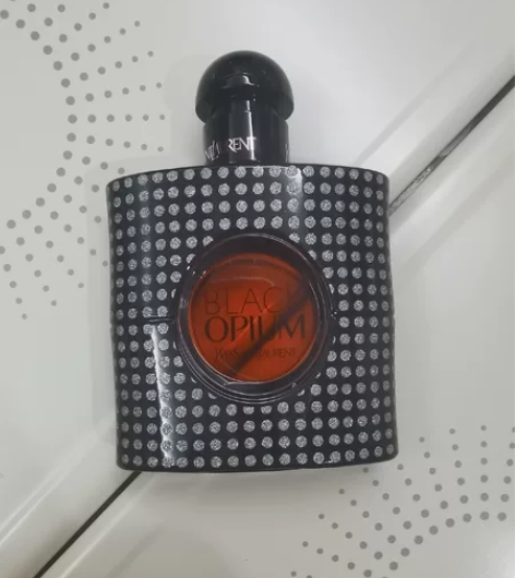 出 闲置 YSL圣罗兰香水黑鸦片EDP闪耀...