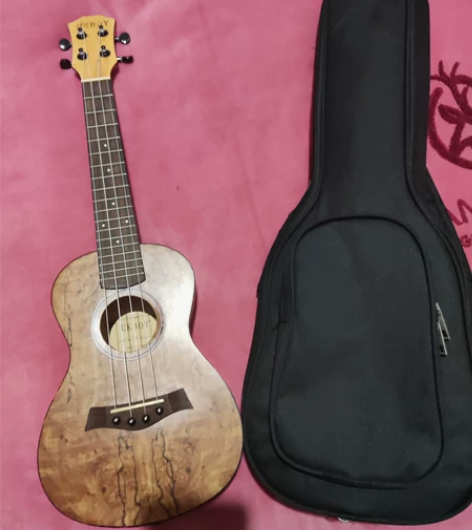 尤克里里，买来基本没弹过 感兴趣的话点“我...