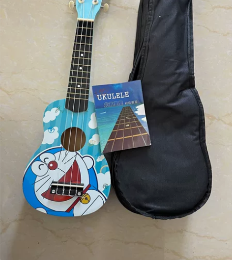 尤克里里几乎全新40包邮 感兴趣的话点“我...