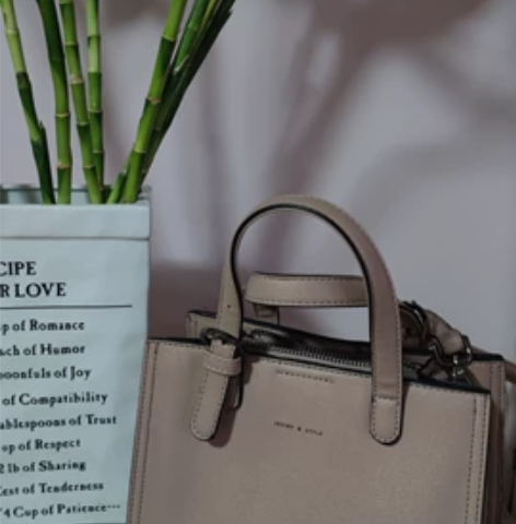 卓诗尼包包女 简约手提、斜挎包潮裸粉色，内...