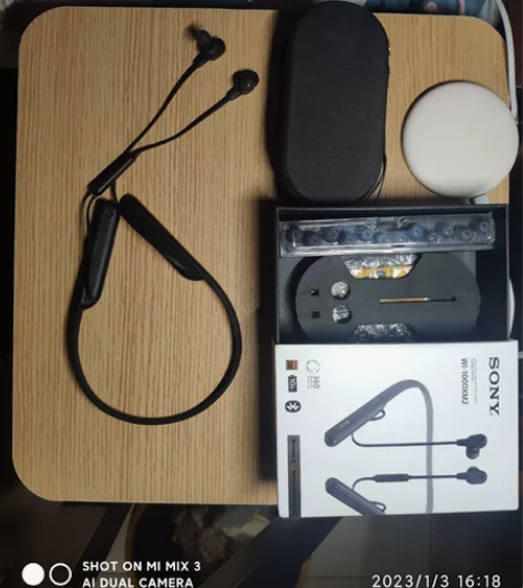 wi-1000xm2索尼项圈降噪耳机，9月...