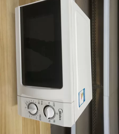 九成新美的微波炉，日期2022年6月的，成...