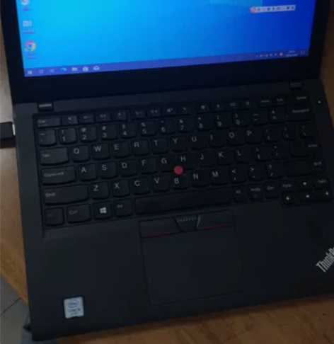 x270个人用的笔记本，8.5成新，屏幕背...