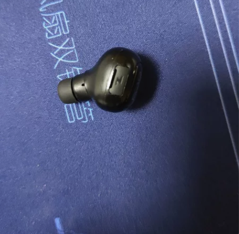 QCY蓝牙耳机，配件盒子都在，因为二手商品...