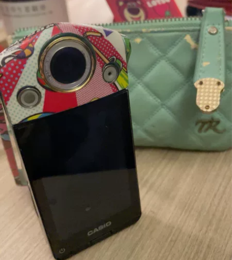 casio自拍神器 功能完好 机身是薄荷绿...