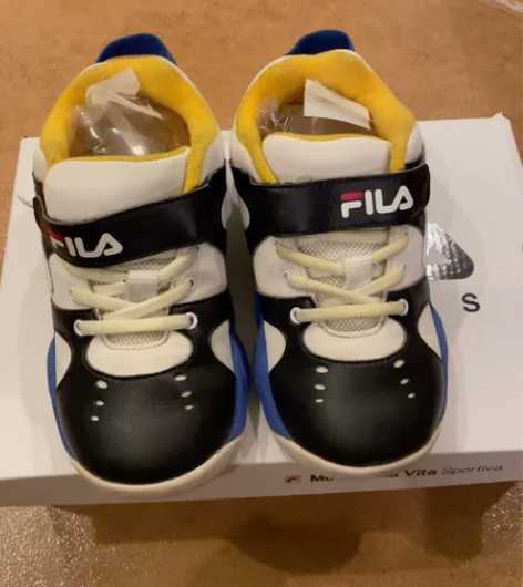 菲乐斐乐男童篮球鞋 28码 内长17.5c...