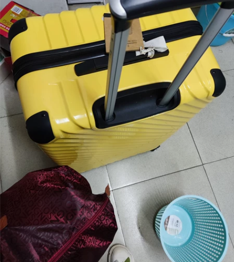 网易严选,闲置拉杆箱28英寸,纯PC拉链斜...