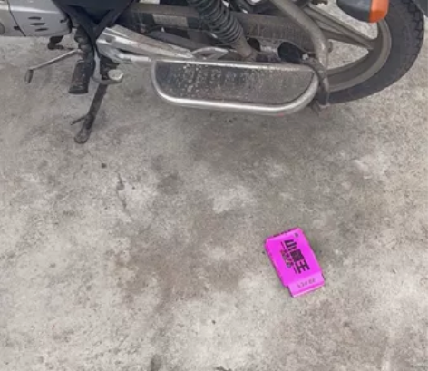 铃木SUZUKI锐爽en125摩托车 除了...