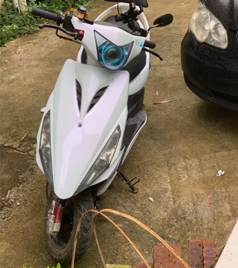 出台国三飞鹰鬼火   改件自己看 车子新的...