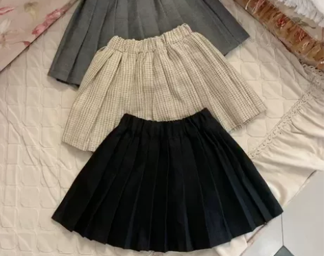 全新儿童半身裙百褶裙黑色灰色卡其格子女童裙...
