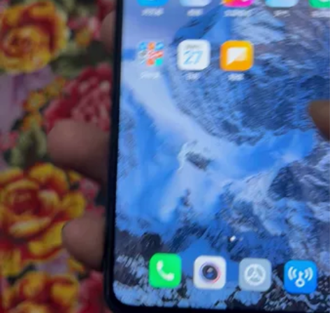 红米Note8PRO，8加128，顶部有磨...