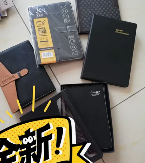 商务笔记记事本全新有多个，需要那个联糸我不...