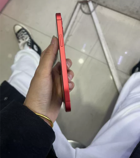 苹果12  国行  128g 成色看图