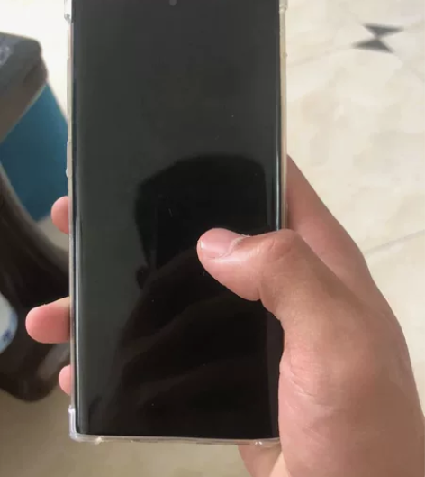 三星 Galaxy note10黑色,8+...