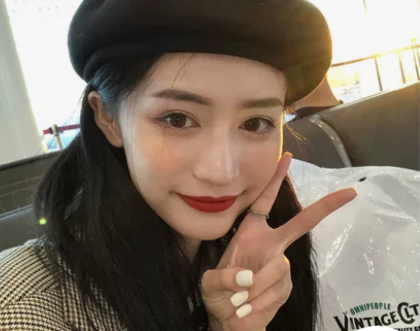 贝雷帽羊毛尼 可调节头围 感兴趣的话点“我...