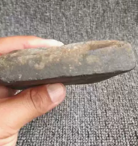 古玩收藏老货 明 石镇纸 高2厘米 宽10...
