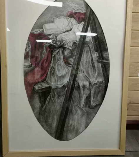 纯手绘素描作品，已装裱 半开大小，大概有腿...
