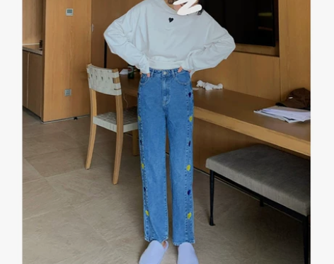 郭九九呢 爱心刺绣牛仔裤女2021新款韩版...