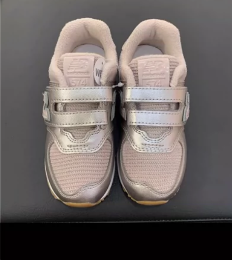 新百伦女童574运动鞋，专柜正品购买，26...