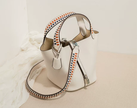 水桶包2019网红斜挎包女大容量菜篮子女包...