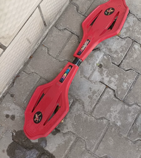 成人蛇形滑板 感兴趣的话点“我想要”和我私...