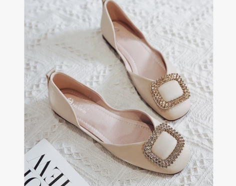 【折扣价】小红人中空单鞋女2019春款百搭...