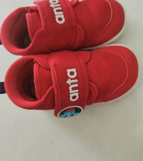 安踏儿童单棉运动鞋学步鞋 感兴趣的话点“我...