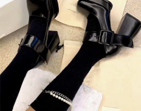 春秋新款玛丽珍鞋女高跟一字带复古粗跟漆皮方...