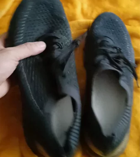 李宁针织舒适全掌气垫跑步鞋，42码。当年旗...