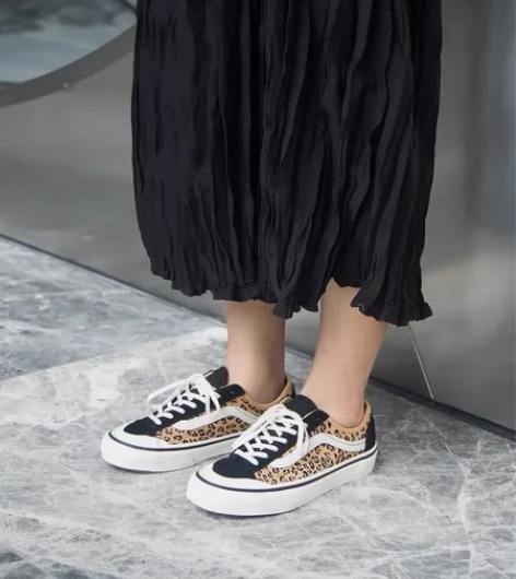 金小姐VANS正品Style 36 Sf豹...