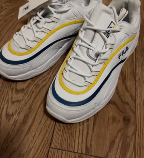 【斐乐全新男鞋】吊牌都还在，采购于韩国斐乐...