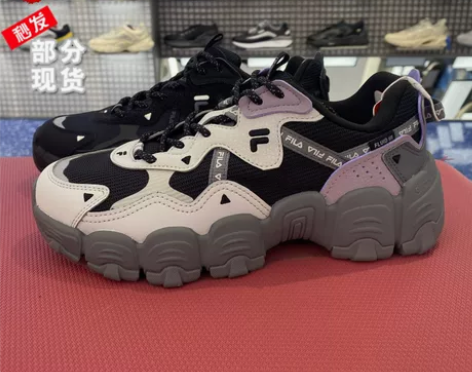 FILA斐乐新款时尚猫爪老爹鞋 F12W1...